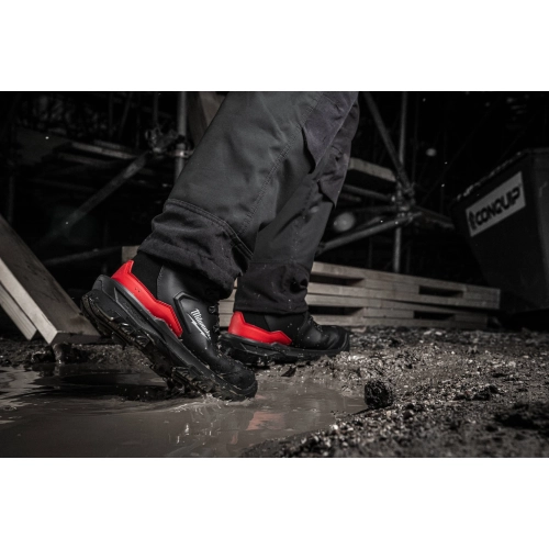 Obuwie bezpieczne ARMOURTRED S7S 1H110111W CI HI AN HRO SC FO LG SR czarne rozm. 44 Milwaukee 4932493778