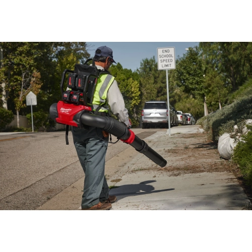 M18 F2BPB-124 dmuchawa plecakowa FUEL™ na cztery akumulatory Milwaukee 4933499231