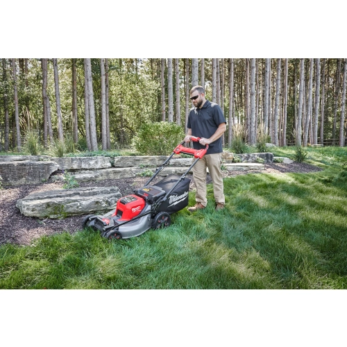 M18 F2LM53-122 kosiarka z napędem FUEL™ 53 cm na dwa akumulatory Milwaukee 4933499213