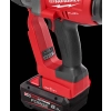 M18 ONEFHIWF1-802X FUEL™ ONE-KEY™ Klucz udarowy 1″ z pierścieniem Milwaukee - zestaw z akumulatorami i ładowarką – widok 3