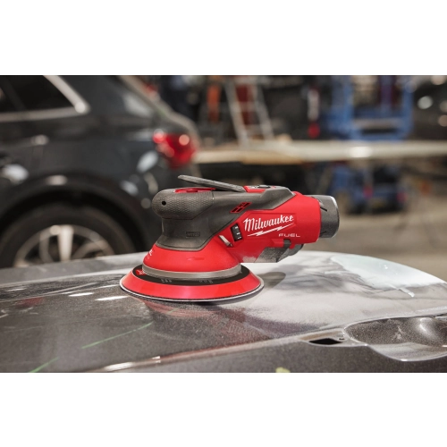 M12 FROS2.5-502X M12 FUEL™ Szlifierka mimośrodowa 150MM ze skokiem 2,5MM Milwaukee 4933493648