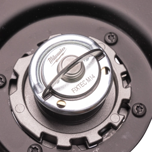 M18 ONEFLAG230XPDB-122C ONE-KEY™ Szlifierka kątowa 230 mm z hamulcem i włącznikiem łopatkowym Milwaukee zestaw z akumulatorami i ładowarką – widok 10