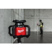 Łata niwelacyjna 240 cm z suwakiem detektora SR240 Milwaukee – widok 2 Łata niwelacyjna 240 cm z suwakiem detektora SR240 Milwaukee – widok 2