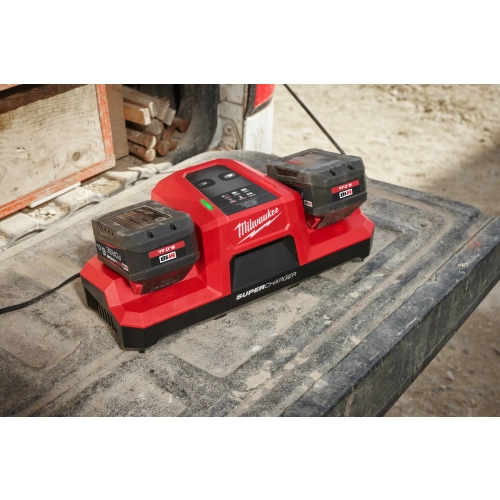 M18 DBSC podwójna super ładowarka M18™ Milwaukee 4932492531
