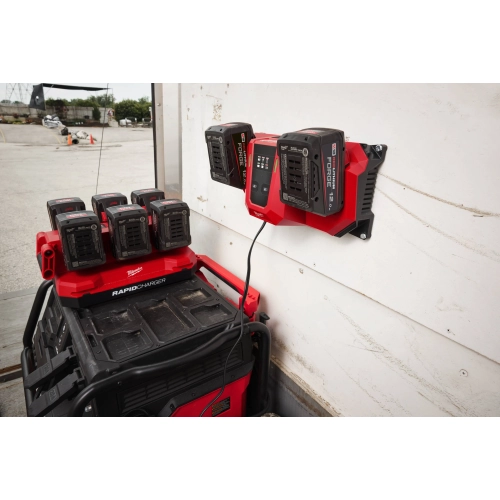 M18 MDBSC mobilna podwójna super ładowarka M18™ Milwaukee 4932498557