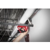 M12 FDDXKIT-202X Subkompaktowa wiertarko-wkrętarka Milwaukee z wymiennym uchwytem – M12 FDDX z głowicą kątową wkręca pod stropem między rurami instalacji