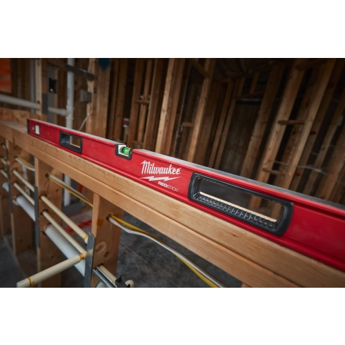 Poziomica REDSTICK BACKBONE Milwaukee 120 cm – widok 3