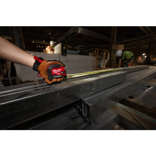 Taśma (miara) miernicza LED magnetyczna Milwaukee 7,5 m – widok 3