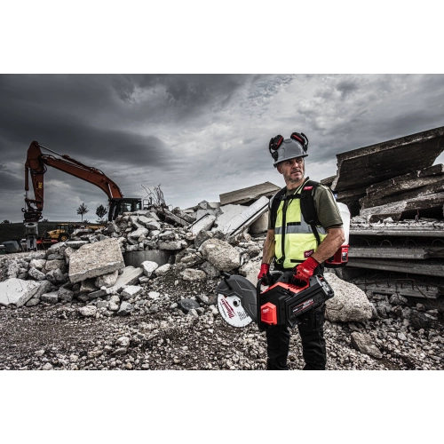 Kask hełm ochronny Milwaukee BOLT100 niewentylowany biały – widok 4