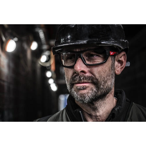 Okulary ochronne PREMIUM Milwaukee bezbarwne – widok 3