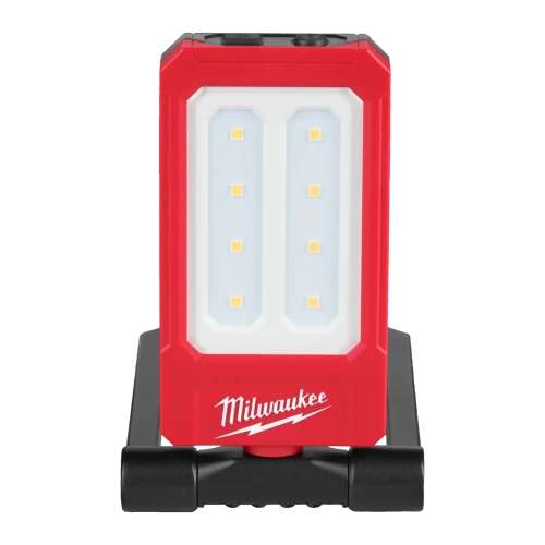 IR FFL reflektor składany ładowany przez USB 500 lm, magnesy i karabińczyk, IP54 Milwaukee – widok 2