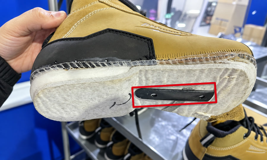 Usztywnienie na łuku stopy w bucie MILWAUKEE®