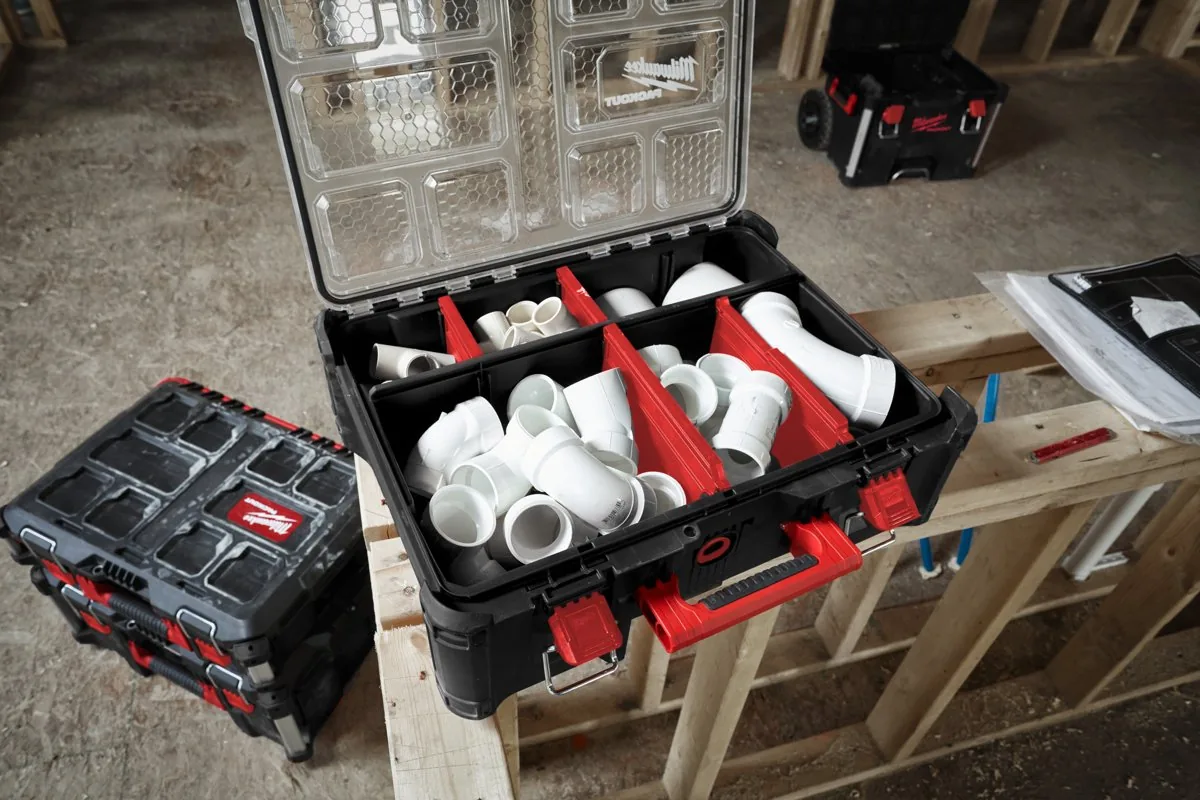 Głęboki organizer PACKOUT z kształtkami instalacyjnymi
