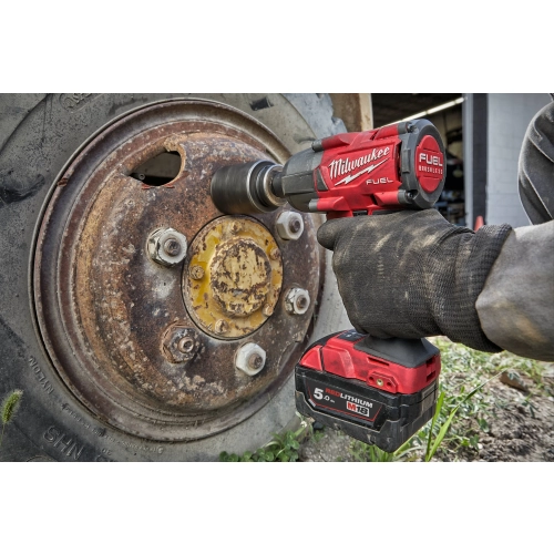 M18 FMTIW2P12-0X Klucz udarowy 745Nm 1/2″ z pinem blokującym Milwaukee – widok 4