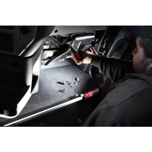 M12 UHL-0 lampa podwieszana warsztatowa LED 1350 lm Milwaukee 4933459432