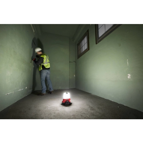M18 TAL-0 lampa strefowa 2200 lm Milwaukee 4933464134