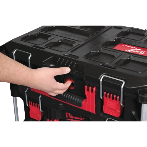 Skrzynia Milwaukee PACKOUT 3 – duża skrzynka narzędziowa IP65 – widok 3
