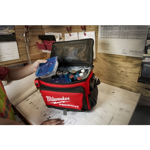 Torba termoizolacyjna Milwaukee PACKOUT – widok 3