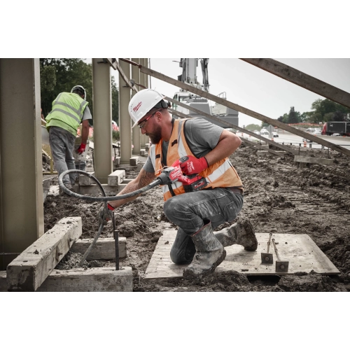 M18 FCVN24-0 wibrator igłowy do betonu FUEL™ 2,4 m Milwaukee 4933479599